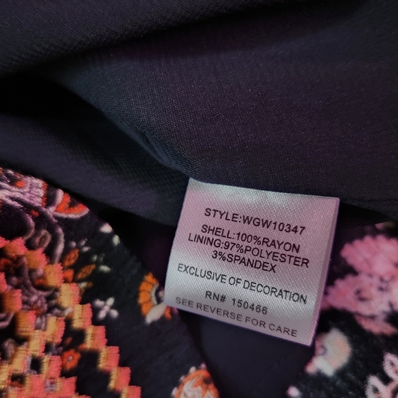 Magnolia Grace Elegant Navy Paisley Embroidered Tunic Top Sz L - Picture 8 of 9